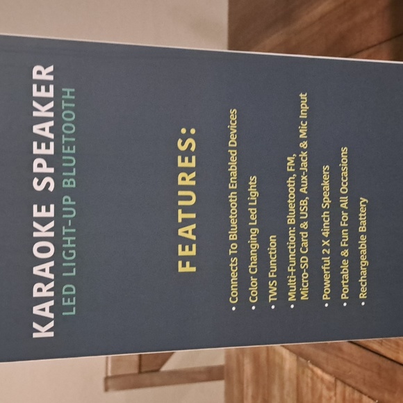 SOURCE ELECTRONICS Karaoke Speaker LED Light-Up Bluetooth *NEW BOX* great GIFT! - Picture 3 of 4